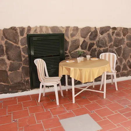 Cristianos Tipaki Apartment *