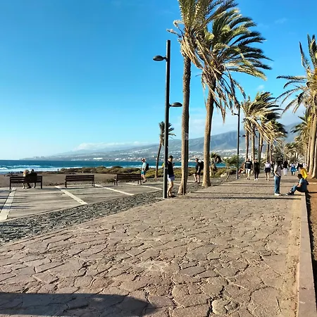 Cristianos Tipaki Apartment *