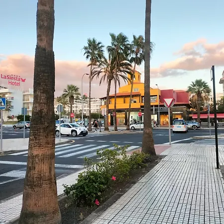 Cristianos Tipaki *