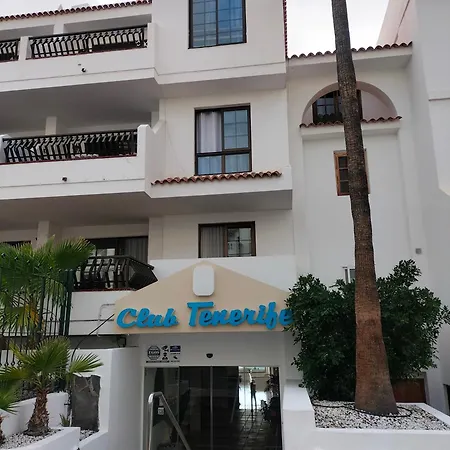 Apartament Tipaki Cristianos