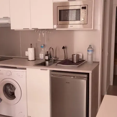 Cristianos Tipaki Lägenhet *